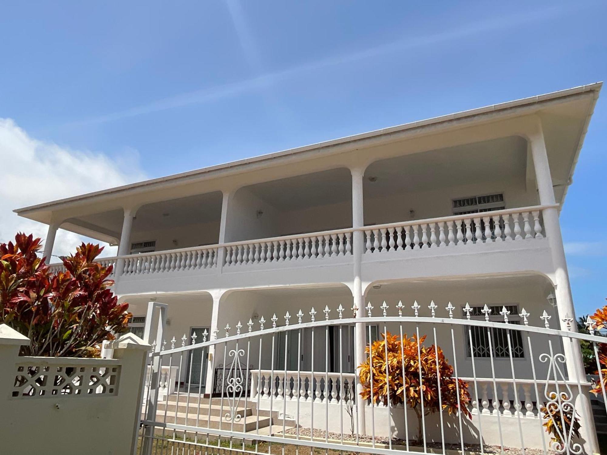 Didi'S Dream Apartments Anse Kerlan  Exterior photo